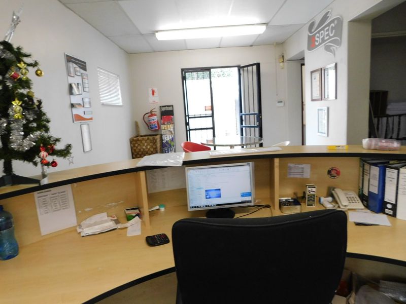 Industrial / Warehouse With Offices For Sale / To Rent In The Randburg Business Node. - Photo 10