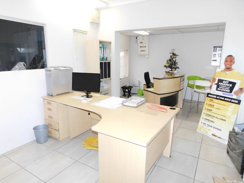 Industrial / Warehouse With Offices For Sale / To Rent In The Randburg Business Node. - Photo 9