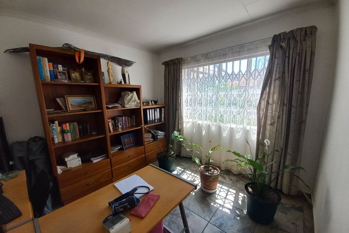 Must view Property!! - Photo 5