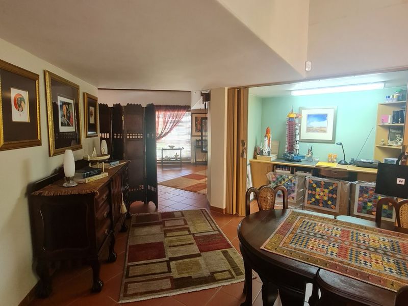 Exclusive free standing property in secure Estate complex Sasolburg. - Photo 9