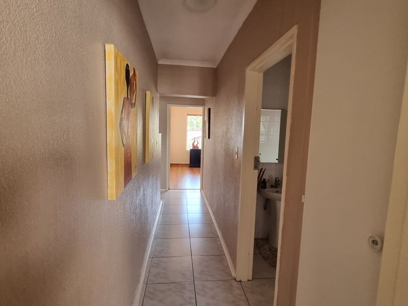 Stunning apartment next to Vaal River for sale in Vaalpark. - Photo 8