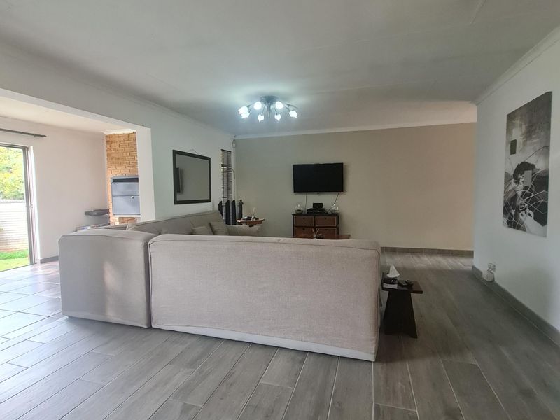 Priced to sell!! - Photo 8