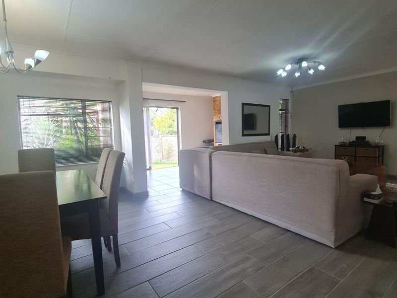 Priced to sell!! - Photo 7