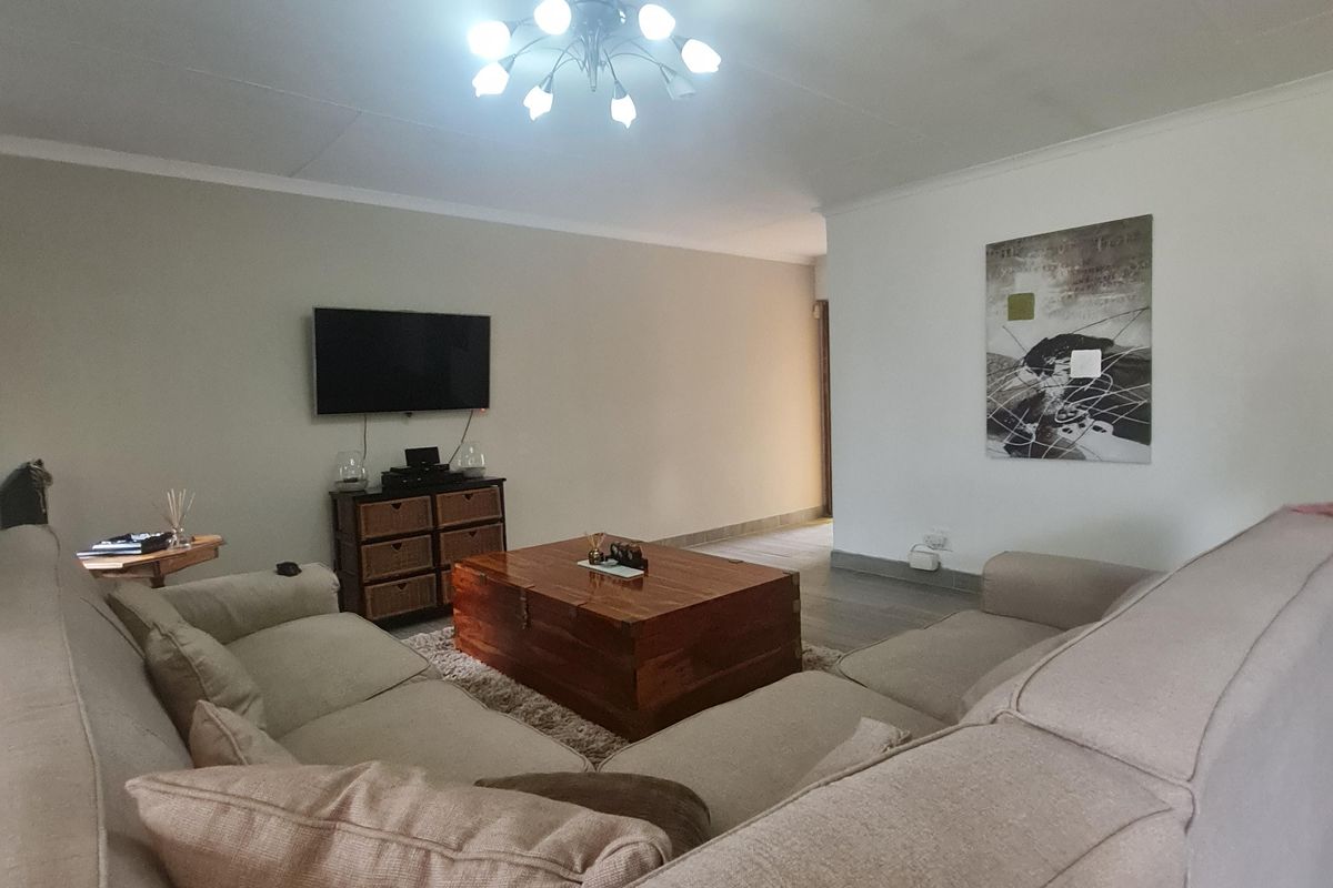 Priced to sell!! - Photo 5