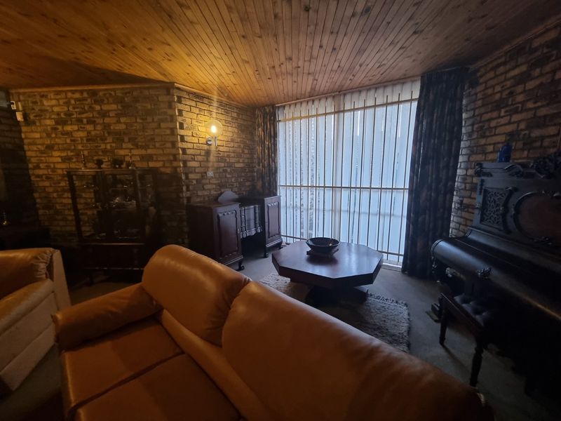 SOLE MANDATE, SASOLBURG - Photo 3