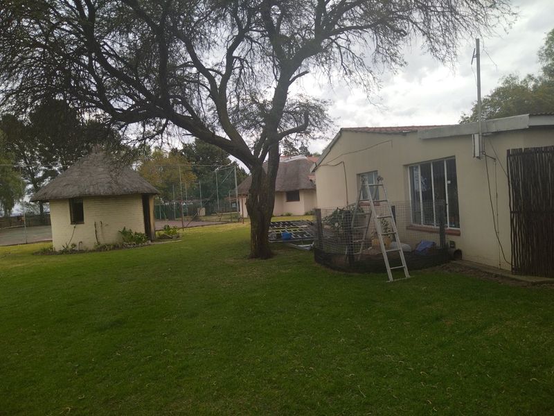 Newly listed in Lamontpark! - Photo 8