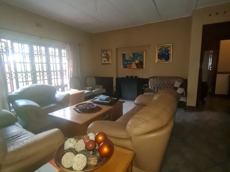 This lovely property serves you much more than expected. - Photo 5