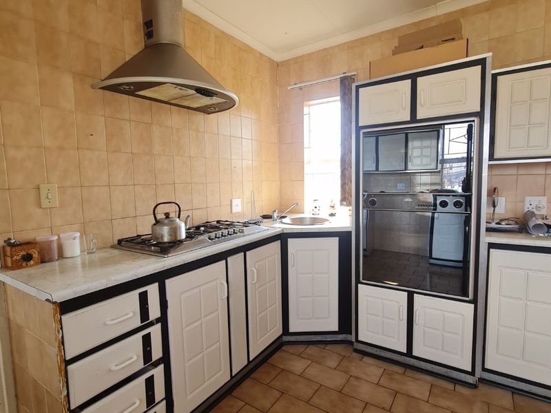 Do not miss out on this lovey small holding located in Rusticana - Photo 9