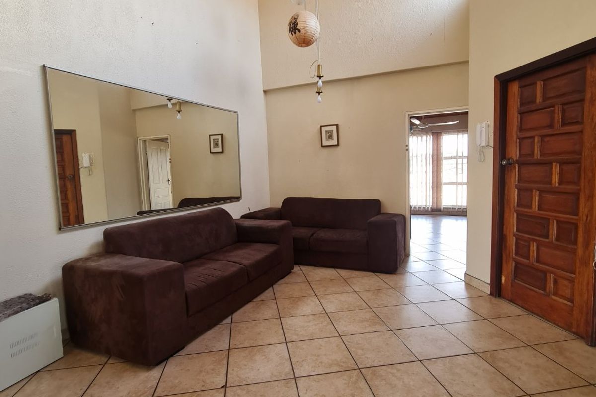 Do not miss out on this lovey small holding located in Rusticana - Photo 3