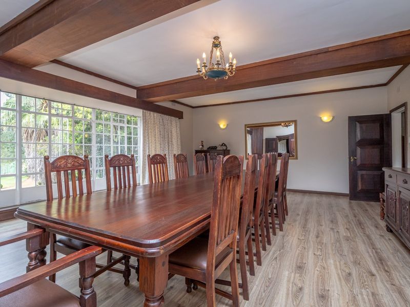 Stunning, spacious and immaculate family home in suburban area - Photo 5