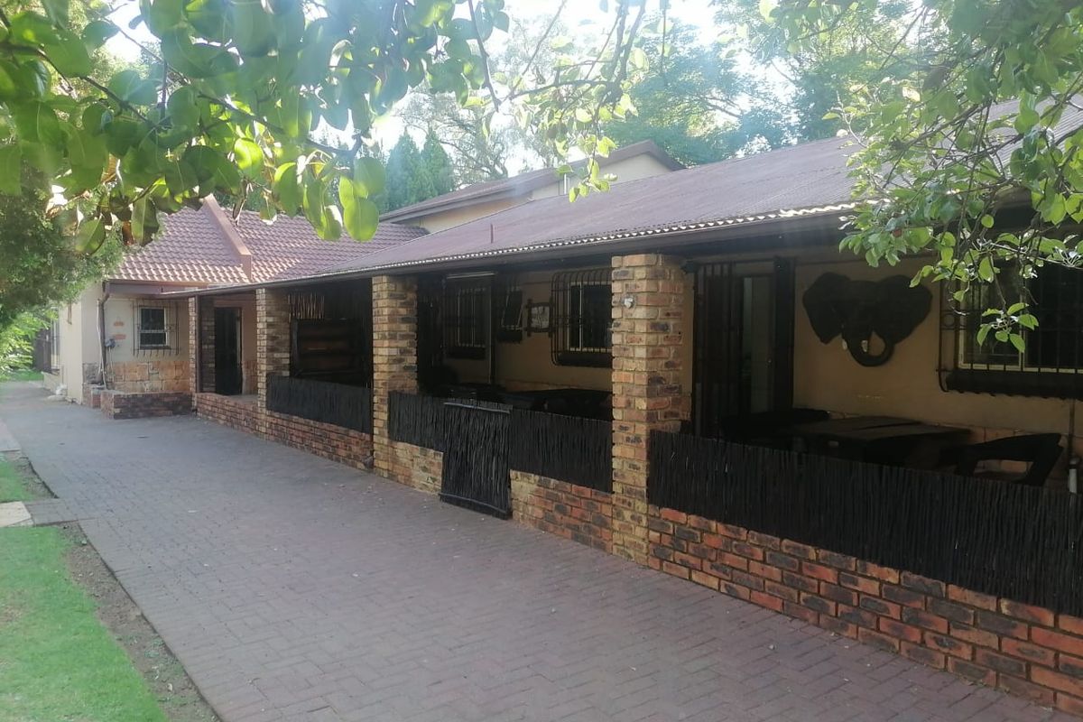 This magnificent 2.5ha plot in Vanderbijlpark offers so much, you'll have to see it!! - Photo 4