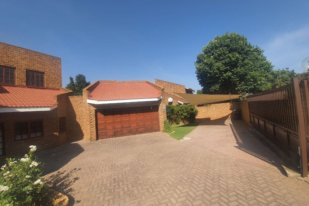 SW 5 Proper Dream Property That Be Yours Now. - Photo 2