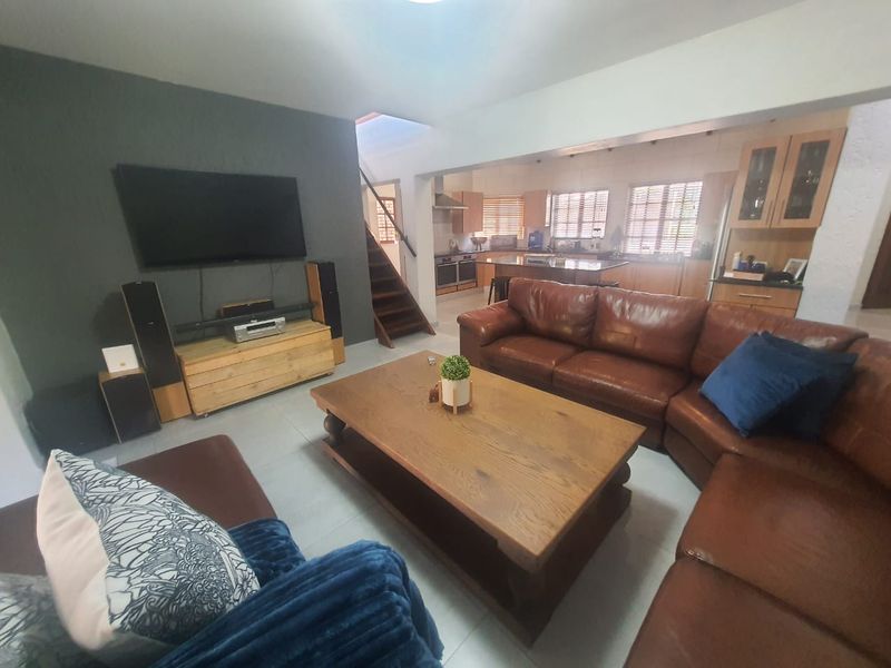 SW 5 Proper Dream Property That Be Yours Now. - Photo 6