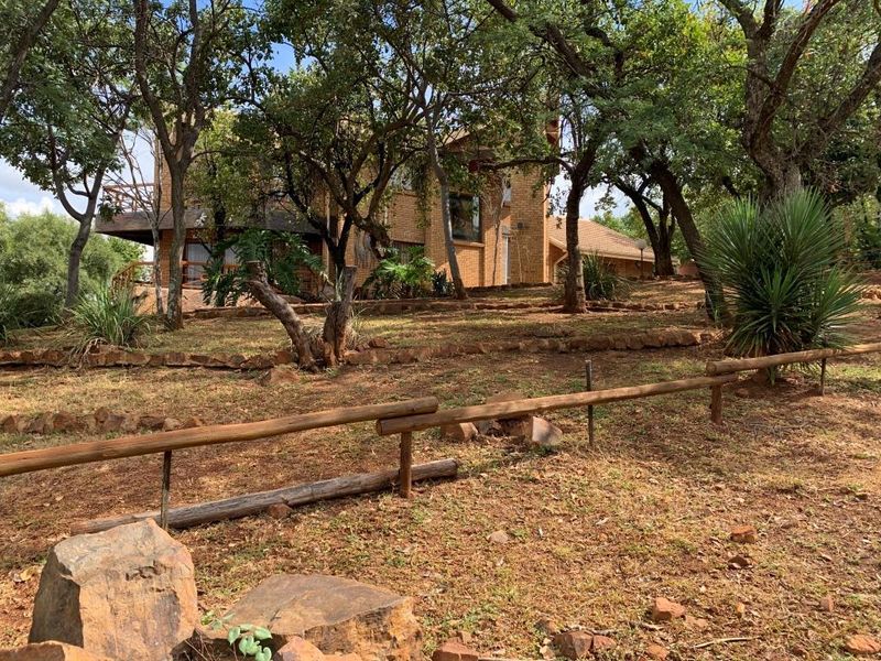 Exquisite and picture perfect home in Kranspoort! - Photo 6