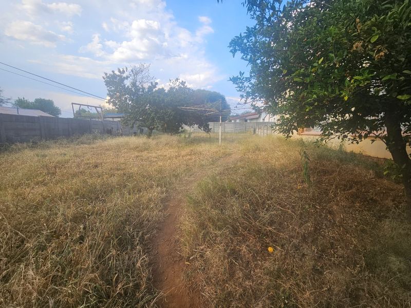 Renovators dream home! - Photo 10