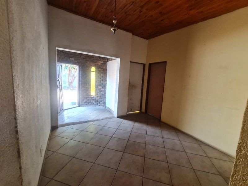 FOR SALE | SE7 | Vanderbijlpark - Photo 3