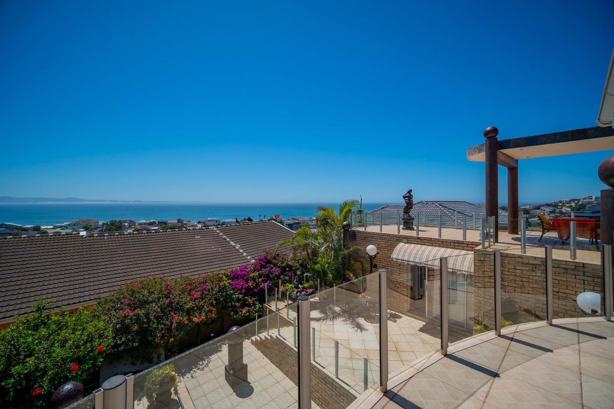 Luxury with a View in Wavecrest - Photo 2