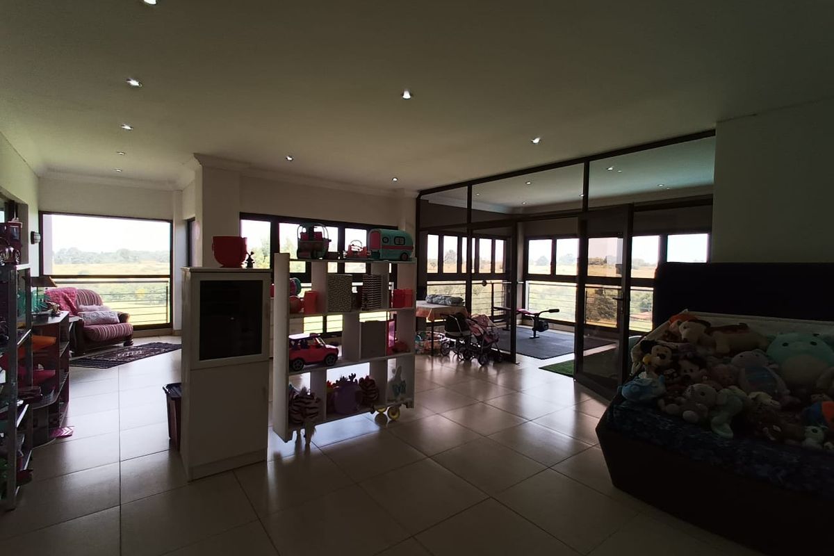 Retreat from the Busy City to this Country Getaway Estate in Three Rivers East - Photo 2