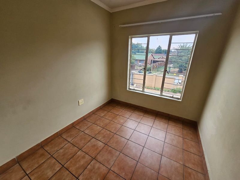 Beautifull apartment to rent in Vaalpark - Photo 6