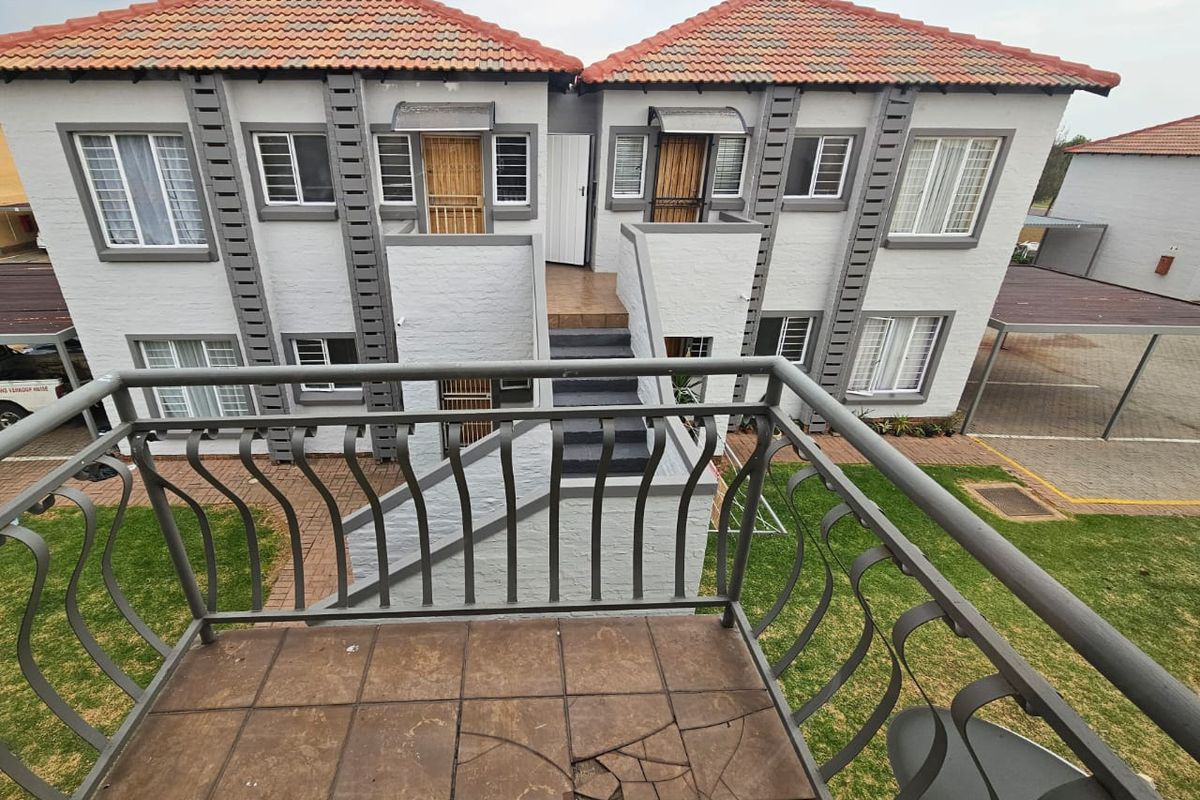 Beautifull apartment to rent in Vaalpark - Photo 2