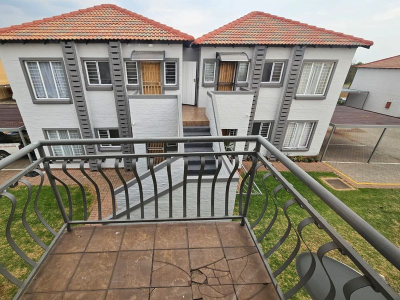 Beautifull apartment to rent in Vaalpark - Photo 2