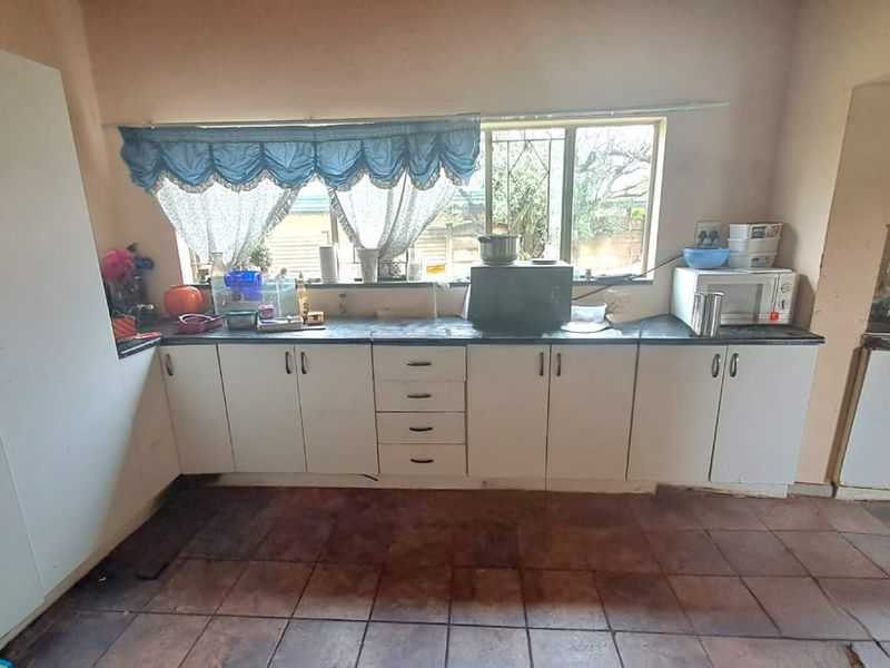 FAMILY HOME FOR SALE IN DUNCANVILLE - Photo 3