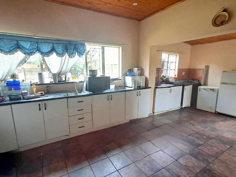 FAMILY HOME FOR SALE IN DUNCANVILLE - Photo 6