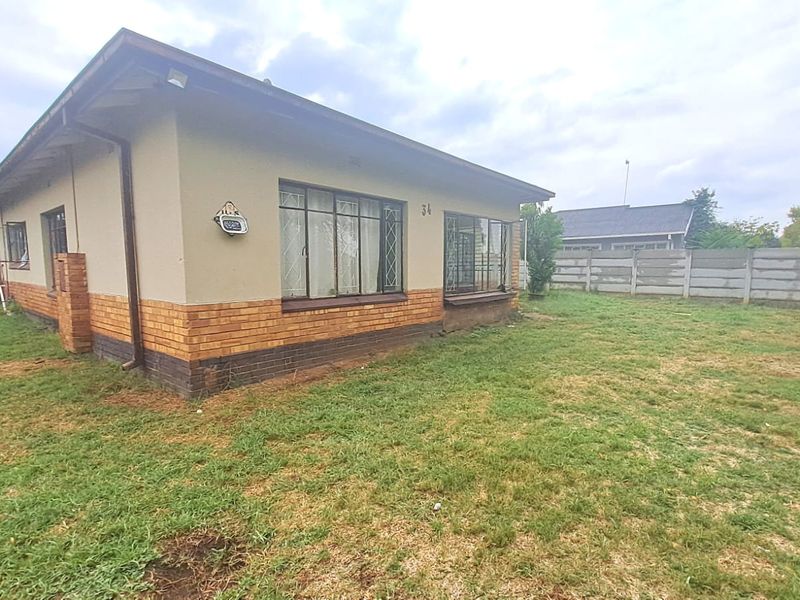 FAMILY HOME FOR SALE IN DUNCANVILLE - Photo 2