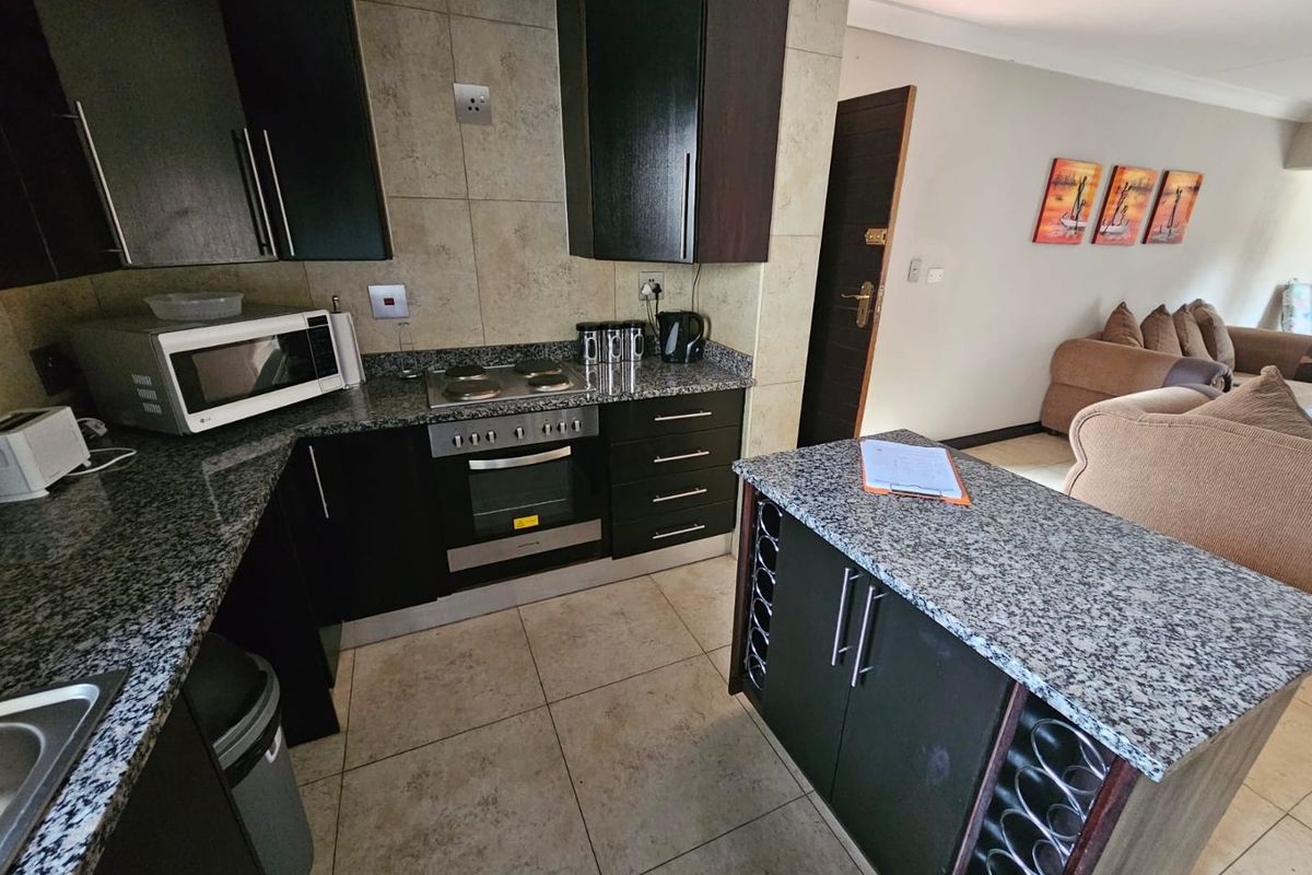 Stunning apartment for sale in Vaalpark - Photo 3