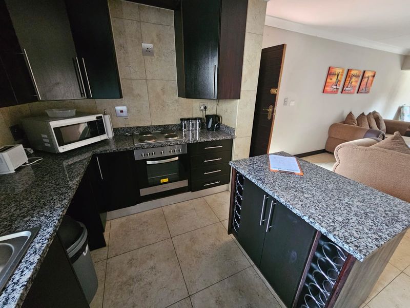 Stunning apartment for sale in Vaalpark - Photo 3