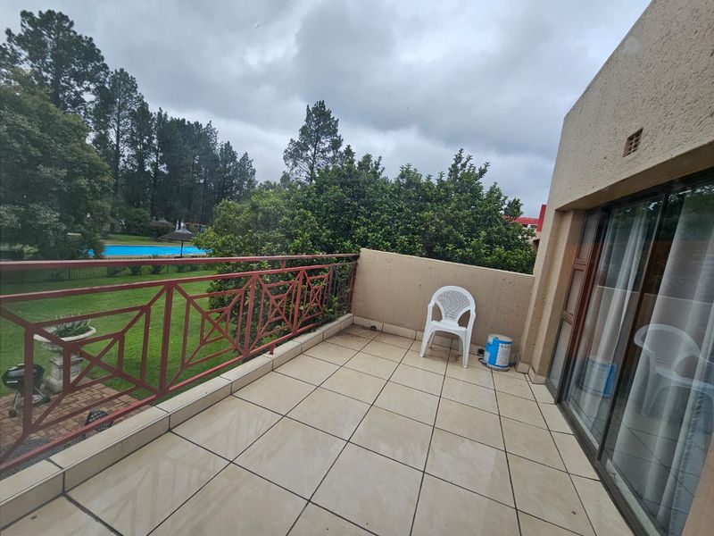 Stunning apartment for sale in Vaalpark - Photo 10