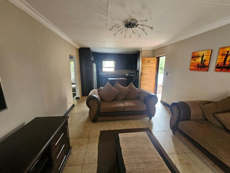 Stunning apartment for sale in Vaalpark - Photo 4