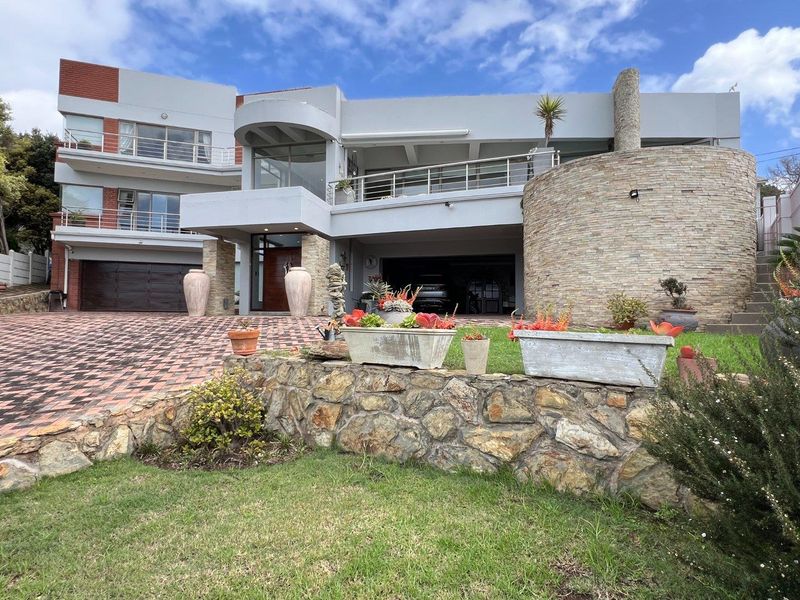 Pristine Luxury Home for sale in Jeffreys Bay - Photo 3