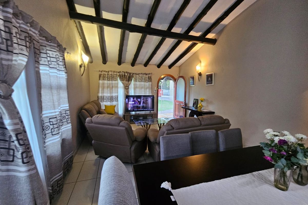 Beautifull house for sale in Old Vaalpark - Photo 5