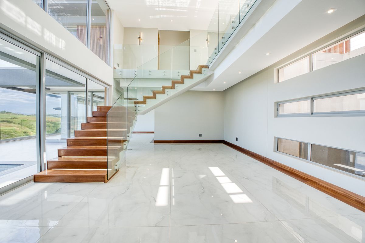 Magnificent 4 Bedroom Home in Zimbali Lakes - Photo 4