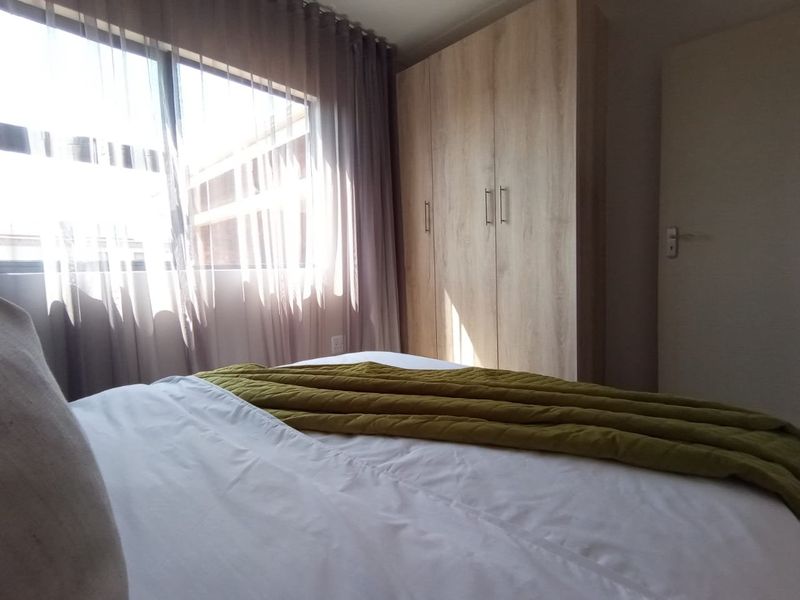 Beautiful three bedroom home, in a safe and secure complex - Photo 7