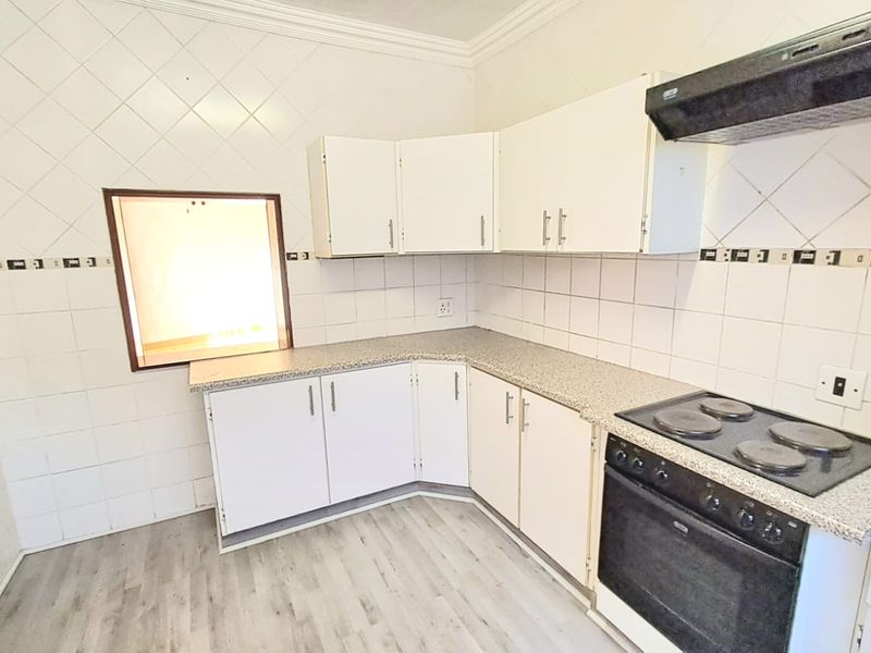 Three Bedroom Townhouse up for grabs... - Photo 5