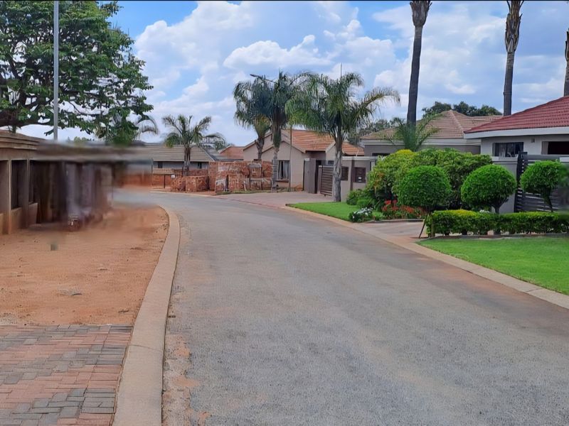 744sqm Vacant Stand for sale in Flora Park Polokwane - Photo 3