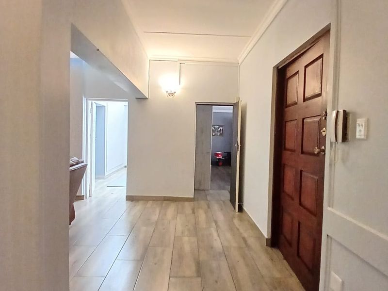 Property for sale in Sasolburg prime area, ideal for the extended family OR business opportunity - Photo 6