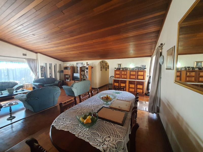 Big SW 1 Property Up For Grabs - Photo 5