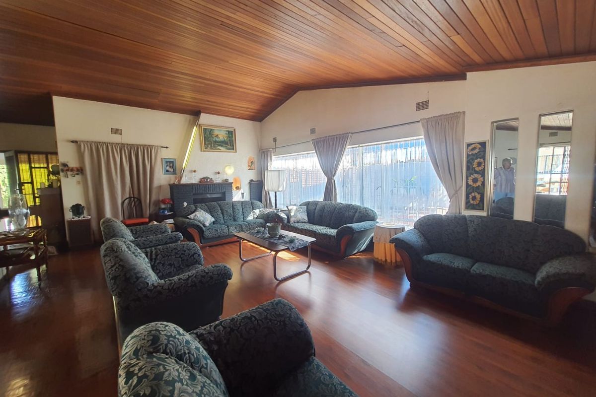 Big SW 1 Property Up For Grabs - Photo 3