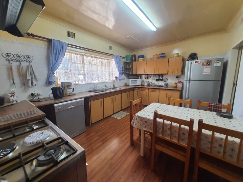 Big SW 1 Property Up For Grabs - Photo 7