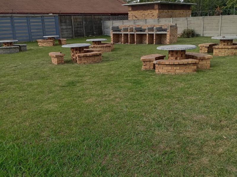 Lovely ground floor apartment for sale in CW3 - Photo 2