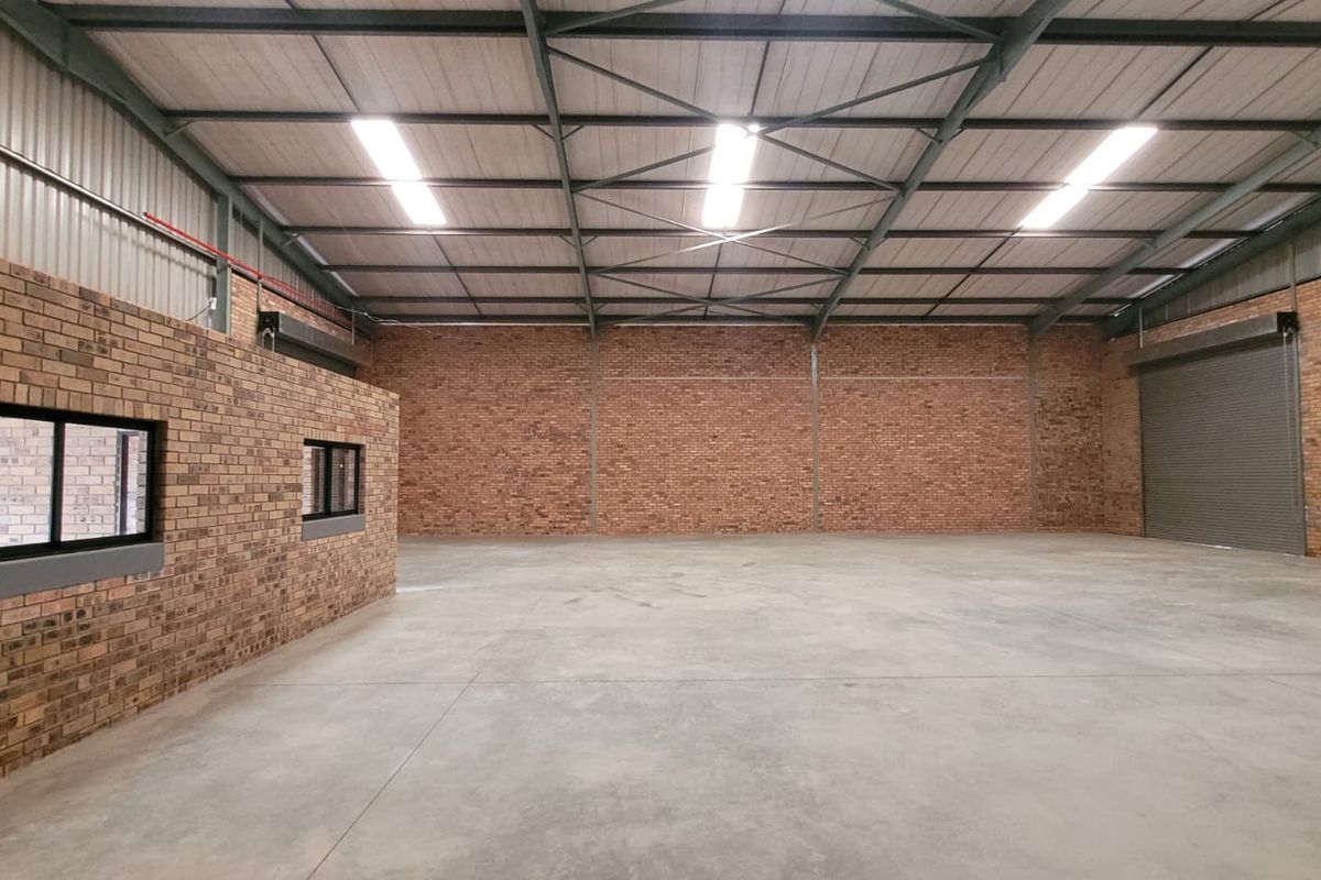 Welcome to the ultimate warehouse in the heart of Shakashead - Photo 3