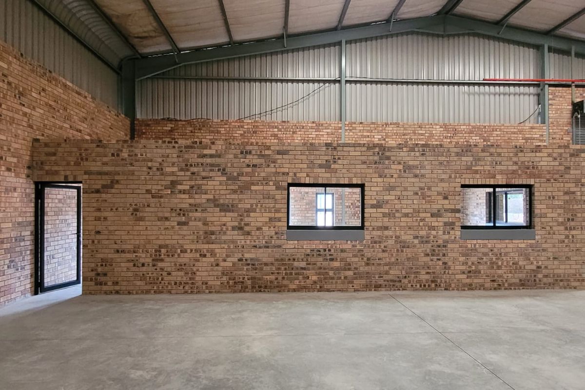 Welcome to the ultimate warehouse in the heart of Shakashead - Photo 4
