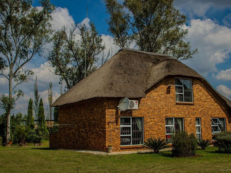 You Can Have Your Own Property In A River Estate. - Photo 3