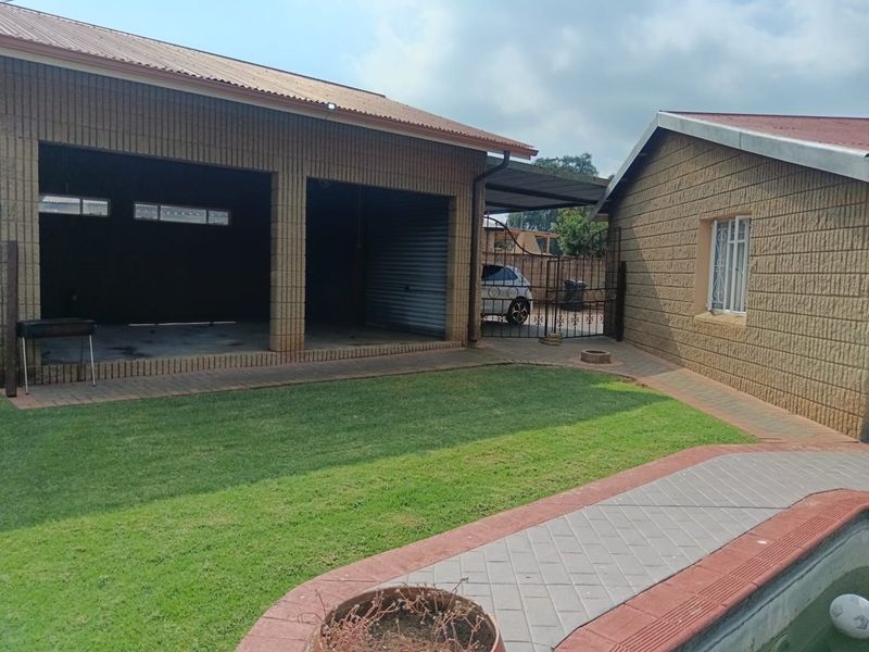 Family home in the heart of Minnebron!!! - Photo 5