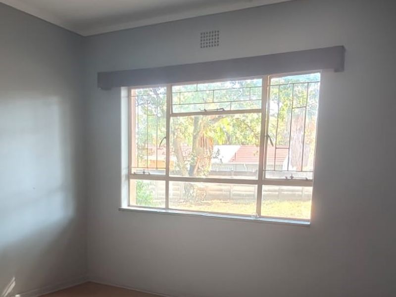 Cosy family home for sale in Sasolburg - Photo 5