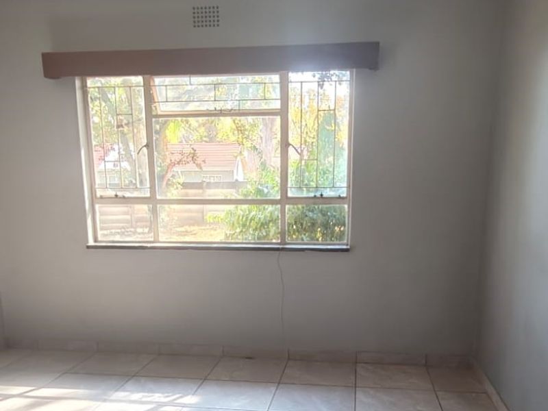 Cosy family home for sale in Sasolburg - Photo 7