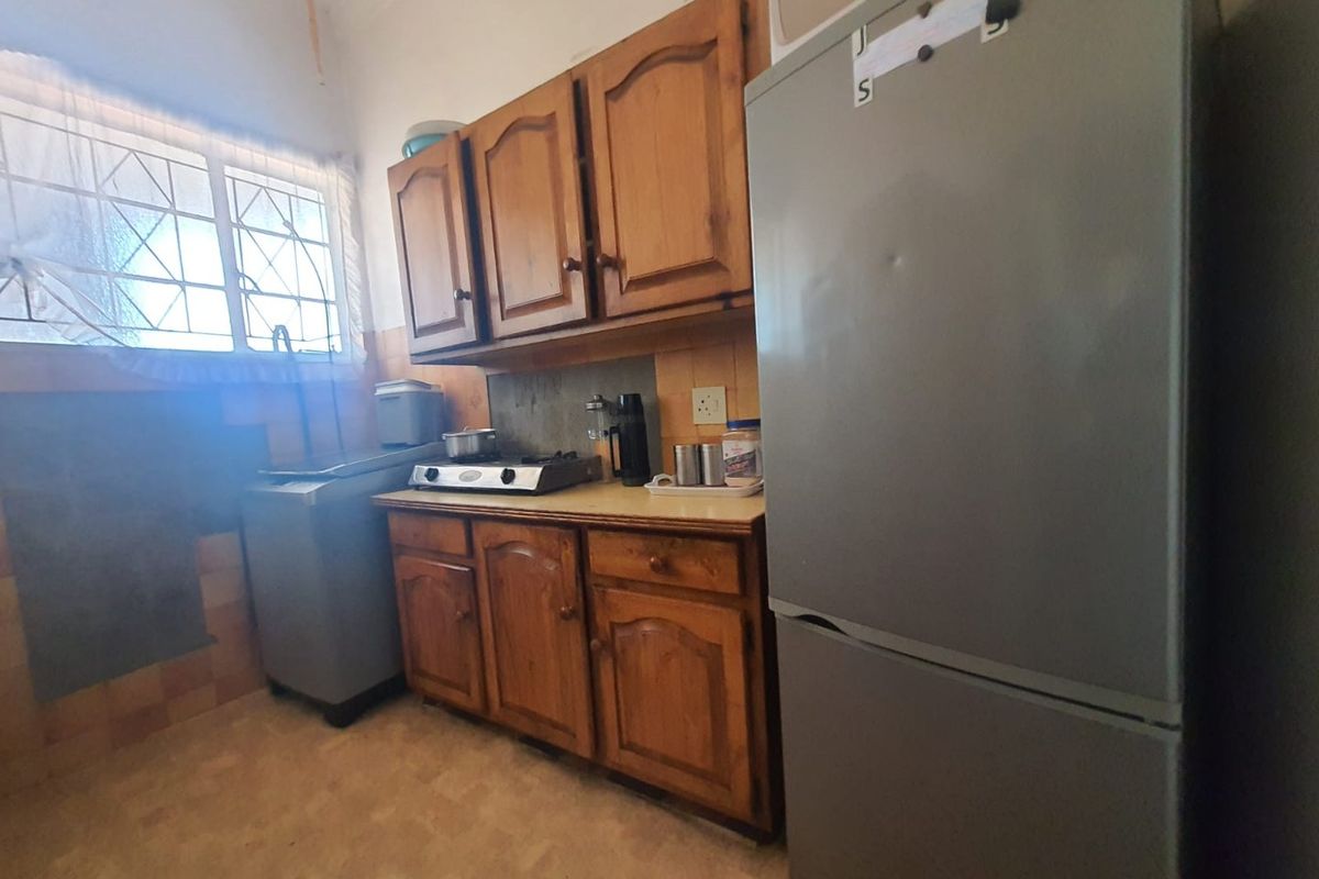 Lovely big Apartment ideal for Investors. - Photo 4